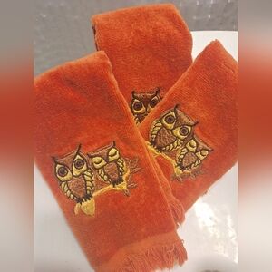 Martex Vintage Rust Orange Owl Embroidered Hand Towels - Set of 3